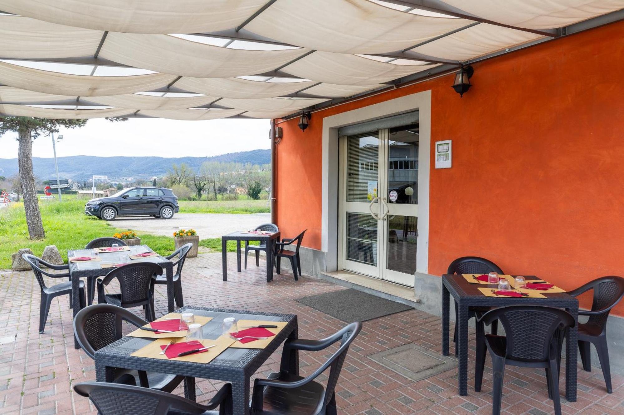 Locanda Dei 4 Нарні Екстер'єр фото